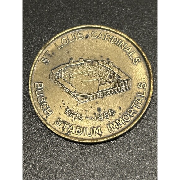 1966 STAN MUSIAL St Louis Cardinals Busch Stadium Immortals Coin - Picture 2 of 3